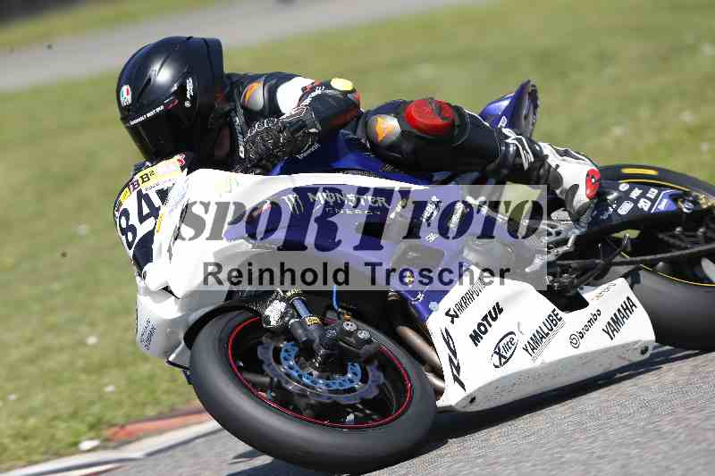 /44 09.08.2025 Plüss Moto Sport ADR/Freies Fahren/284